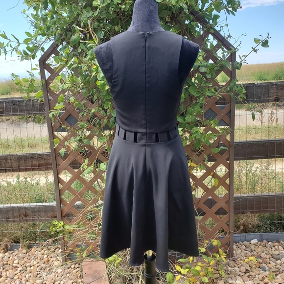 AMANDA UPRICHARD Elegant Black Sleeveless Dress Women's Size Small NWOT - Picture 16 of 16